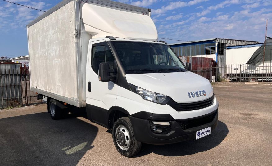 IVECO DAILY 35C14 2.3 M. JET 140 CV FURGONATO