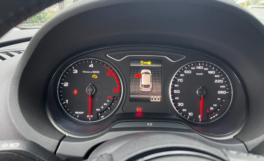 AUDI A3 1.6 TDI SPB 116 CV DESIGN