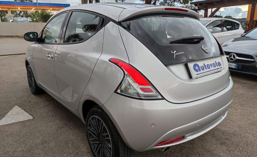LANCIA YPSILON 1.2 69 CV GOLD