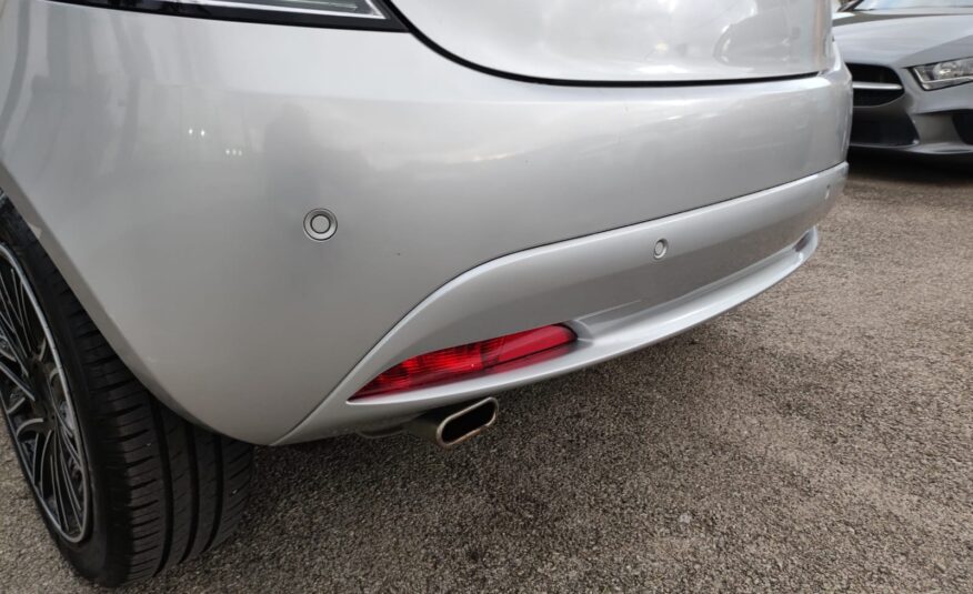 LANCIA YPSILON 1.2 69 CV GOLD