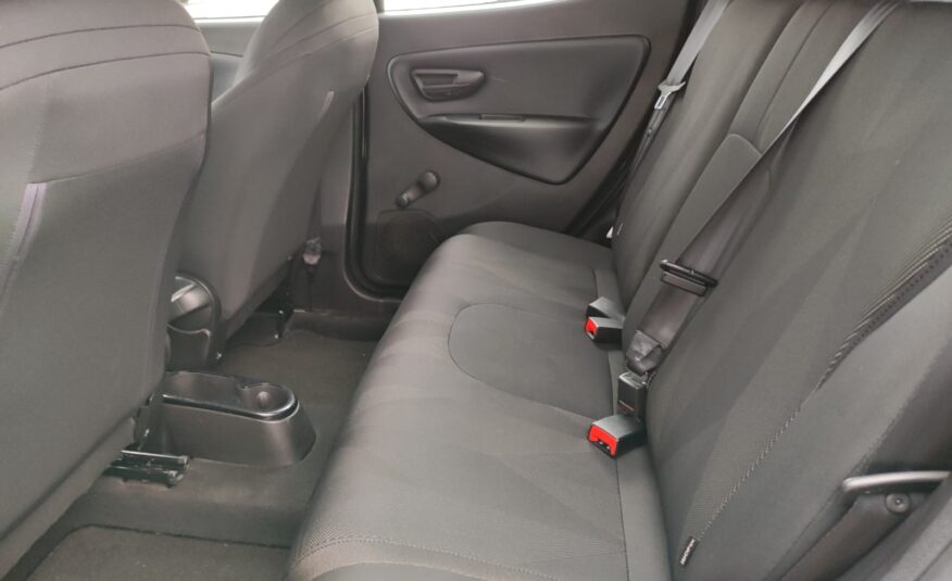 LANCIA YPSILON 1.2 69 CV GPL ECOCHIC GOLD