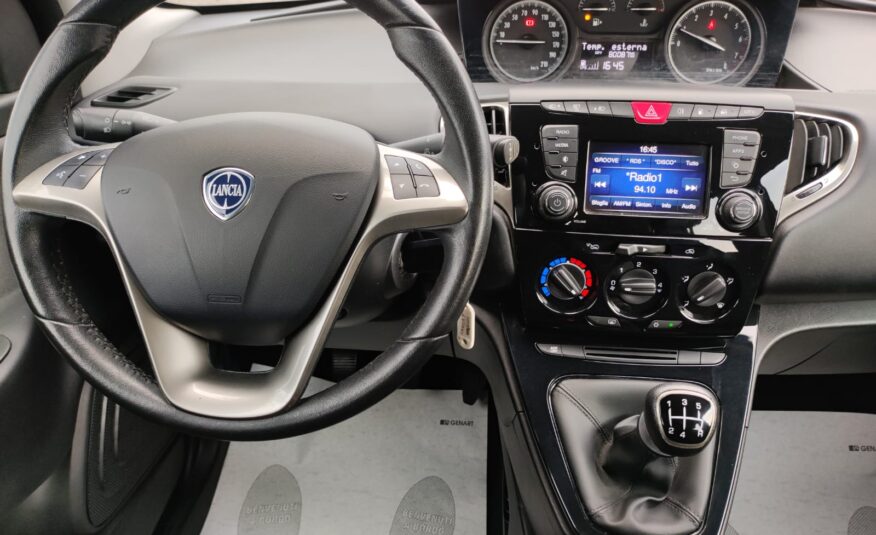 LANCIA YPSILON 1.2 69 CV GPL ECOCHIC GOLD