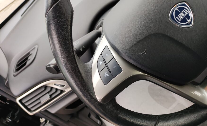 LANCIA YPSILON 1.2 69 CV GPL ECOCHIC GOLD