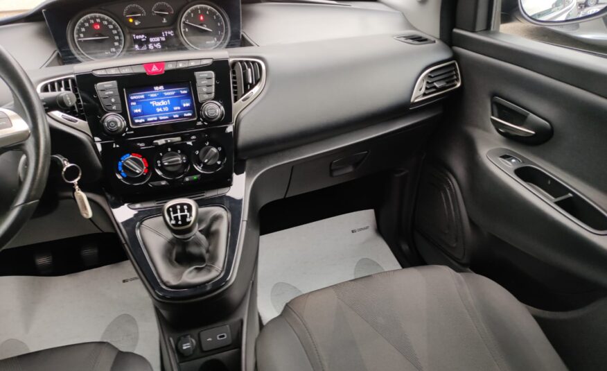 LANCIA YPSILON 1.2 69 CV GPL ECOCHIC GOLD