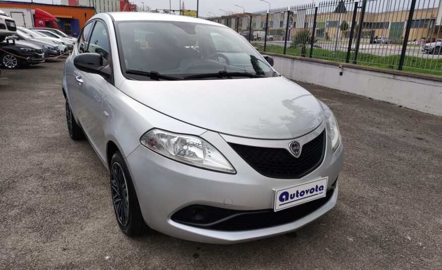 LANCIA YPSILON 1.2 69 CV GOLD