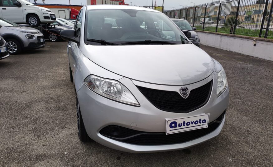 LANCIA YPSILON 1.2 69 CV GOLD