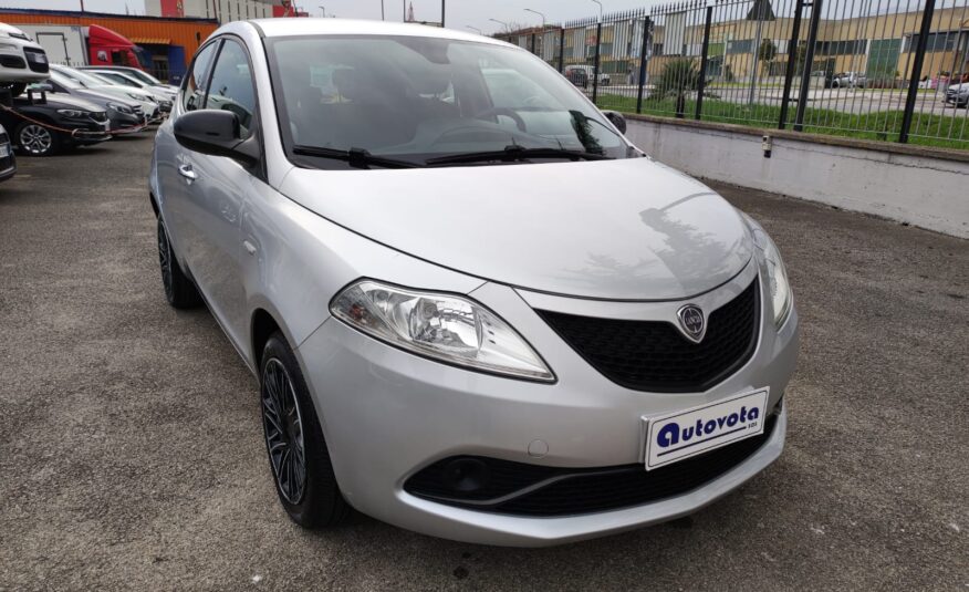 LANCIA YPSILON 1.2 69 CV GOLD