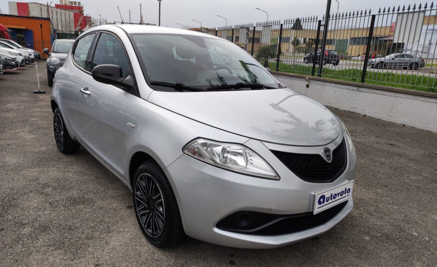 LANCIA YPSILON 1.2 69 CV GOLD