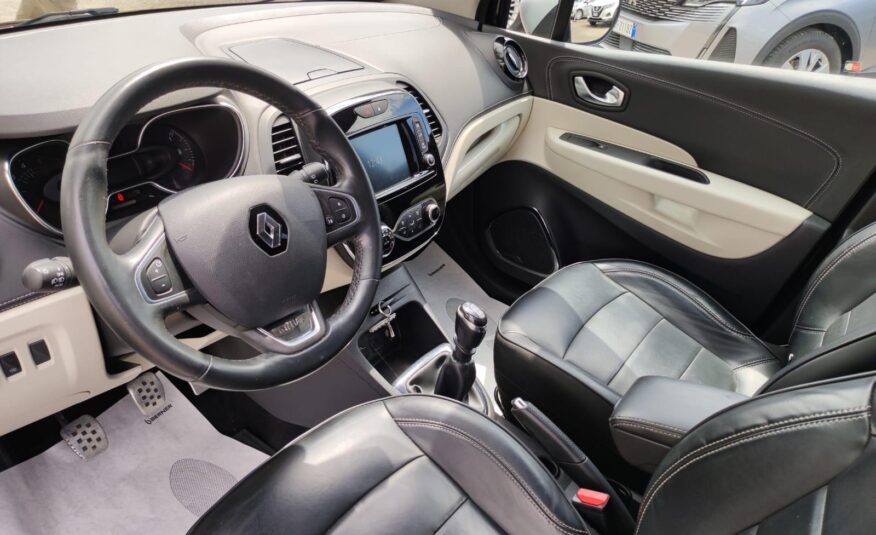 RENAULT CAPTUR 1.5 DCI 110 CV R-LINQ INITIALE PARIS