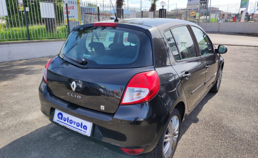 RENAULT CLIO 1.2 16V 75 CV 20TH