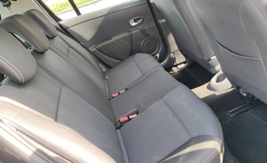 RENAULT CLIO 1.2 16V 75 CV 20TH