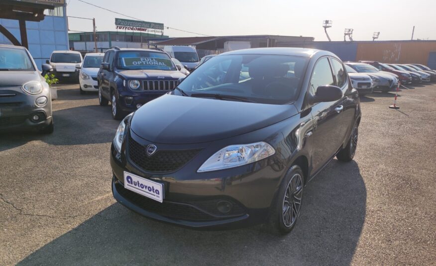 LANCIA YPSILON 1.2 69 CV GOLD