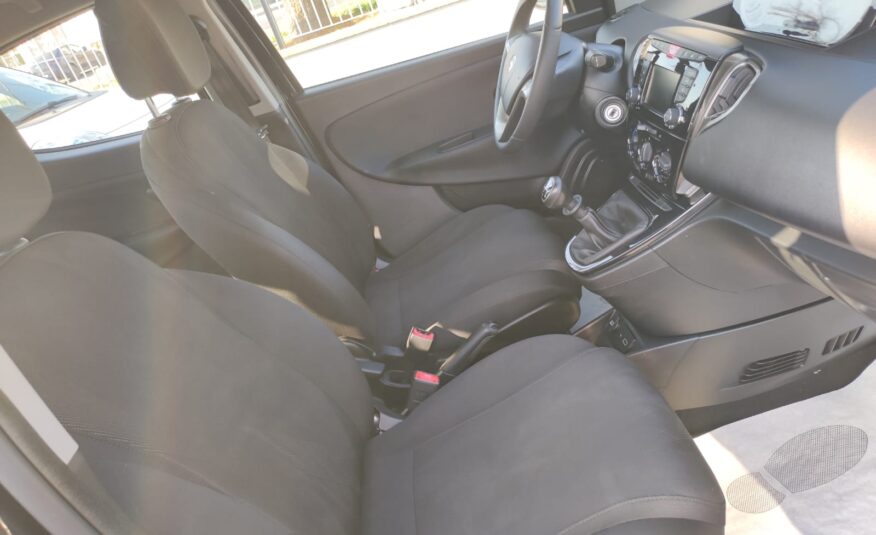 LANCIA YPSILON 1.2 69 CV GOLD