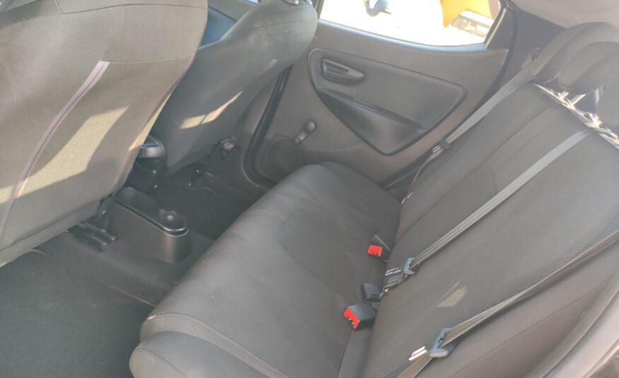 LANCIA YPSILON 1.2 69 CV GOLD