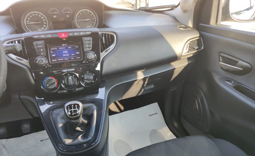 LANCIA YPSILON 1.2 69 CV GOLD